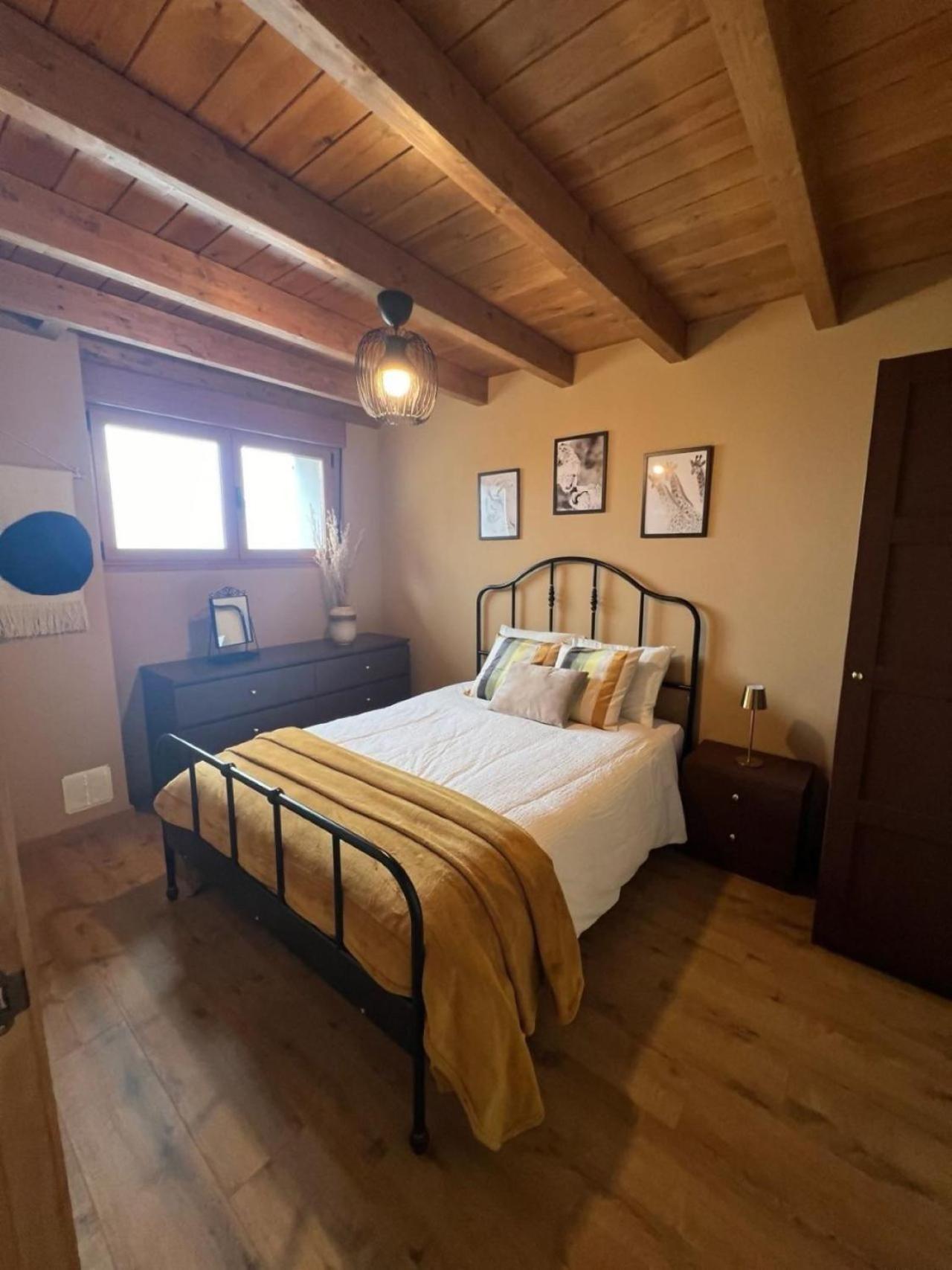 Villa Casa Moises En Bimenes Esterno foto