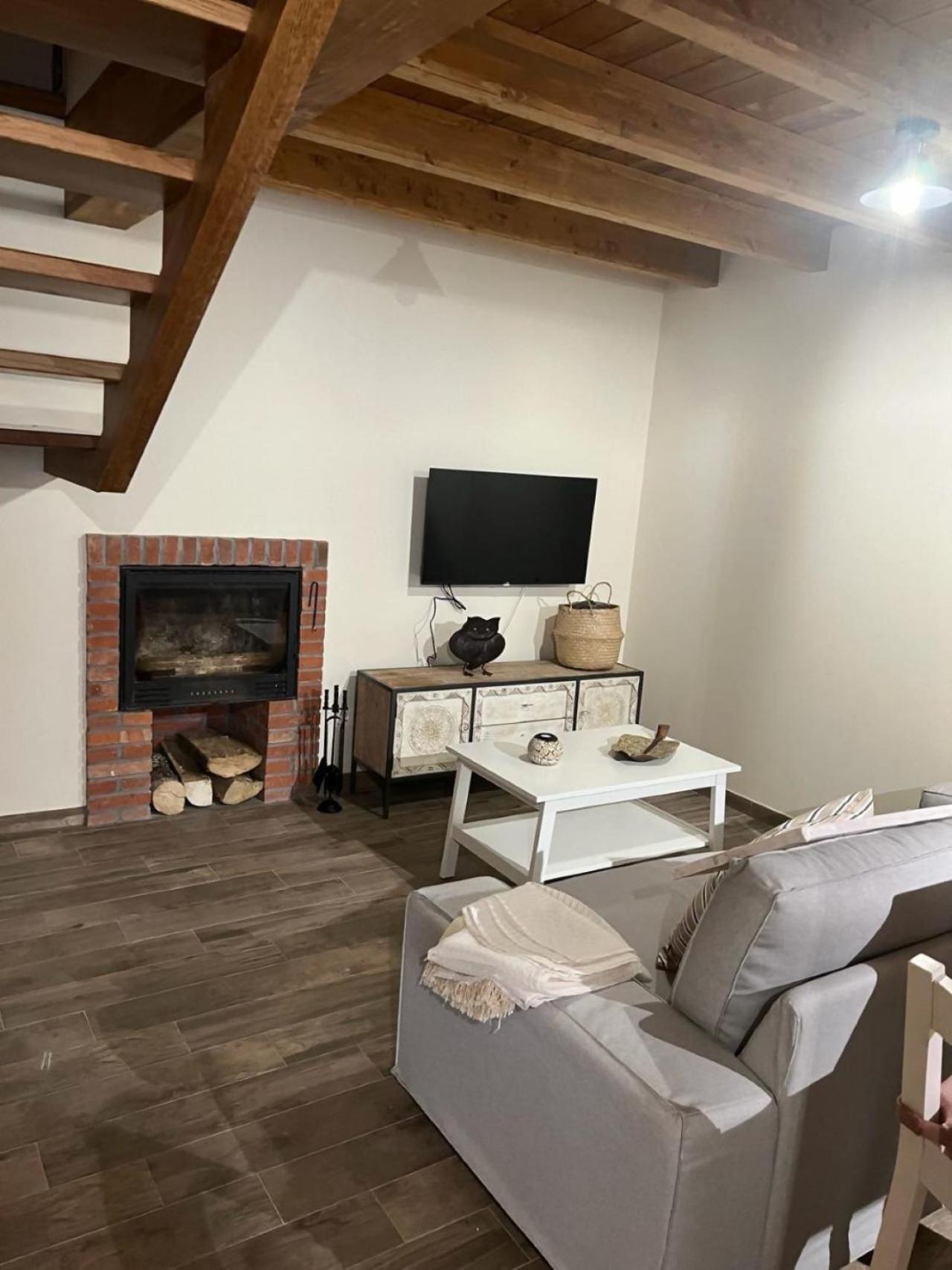 Villa Casa Moises En Bimenes Esterno foto