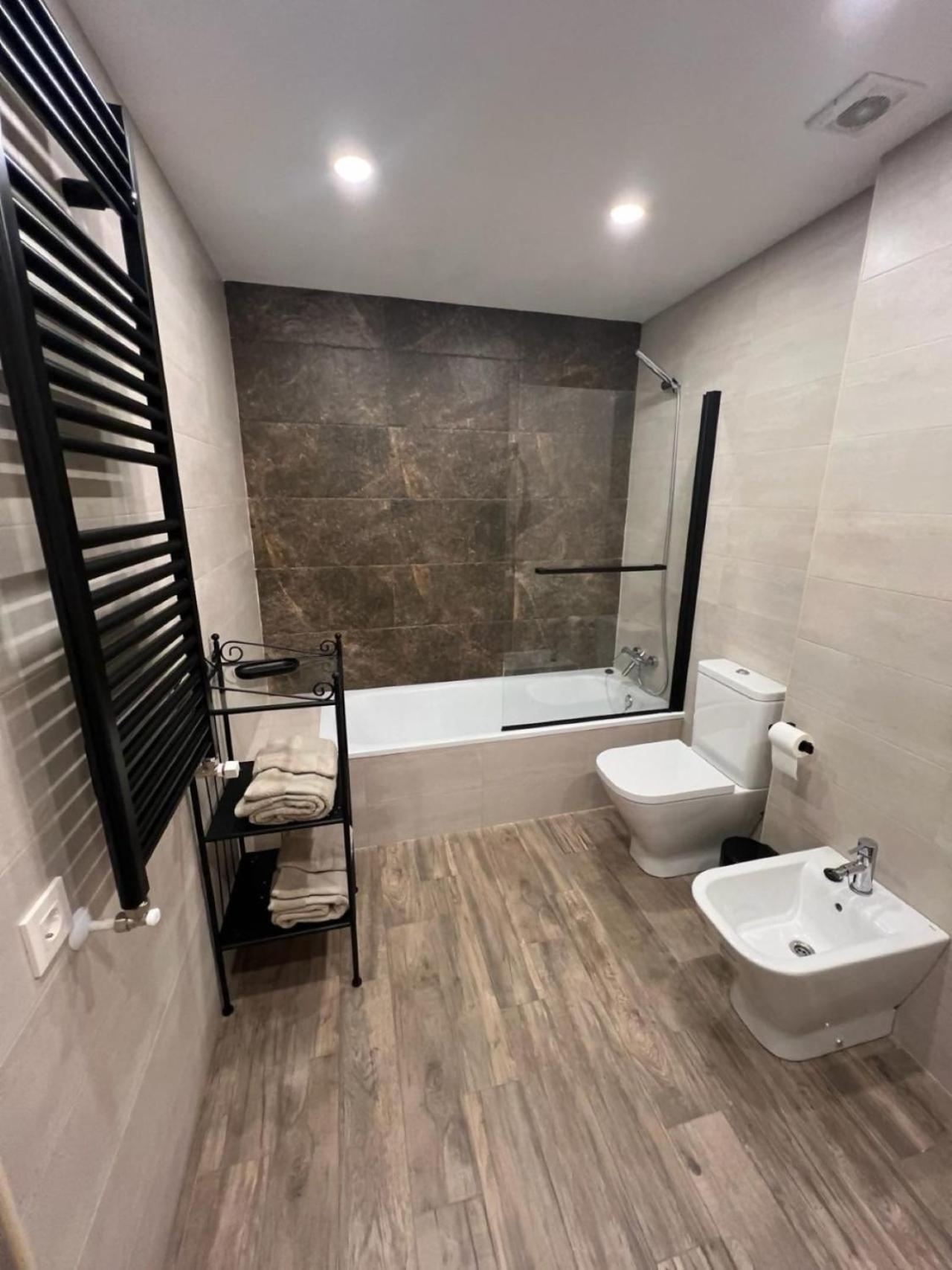 Villa Casa Moises En Bimenes Esterno foto